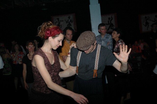 min 2007 11 10 fous swing 433